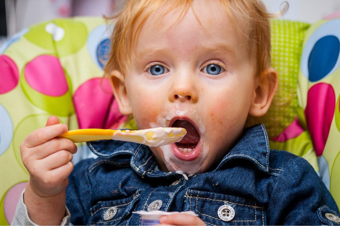 small 1ml plastic spoon for children are so practical