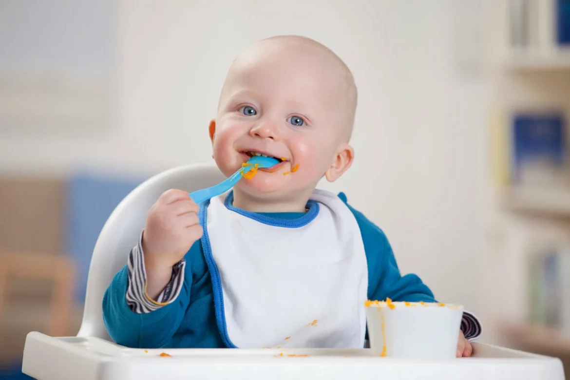 Plastic cutlery for babies and children advantages and benefits