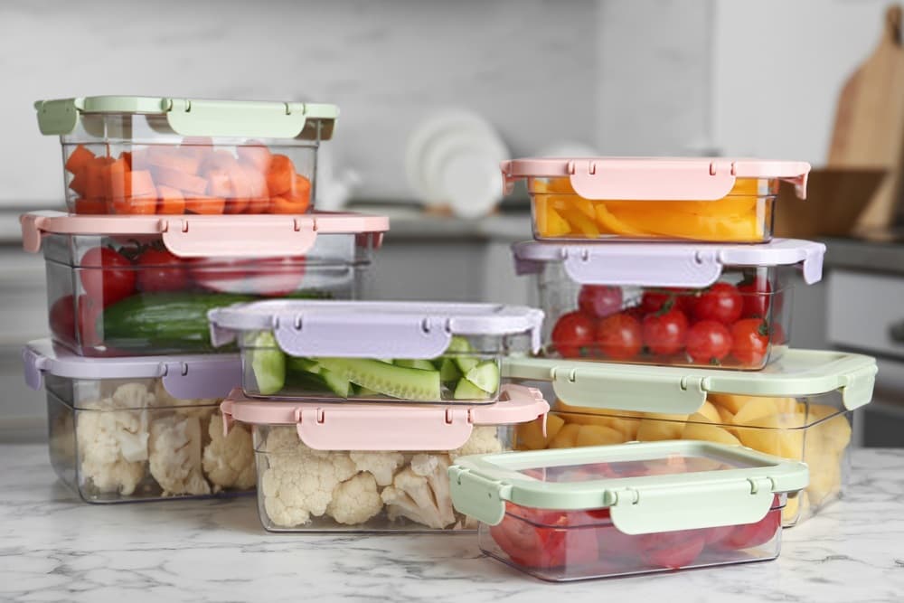  Introducing plastic containers with lids + the best purchase price 