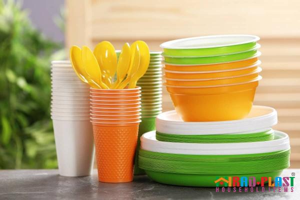 Buy retail and wholesale plastic dishes set price