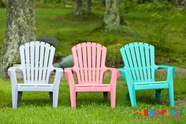 Buy and price of plastic chair and table set