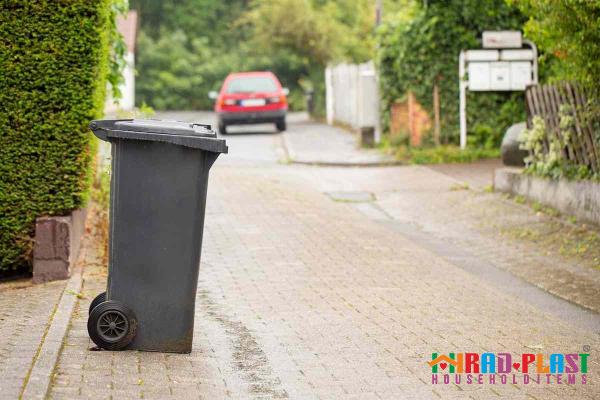 Buy and price of black plastic kitchen bin