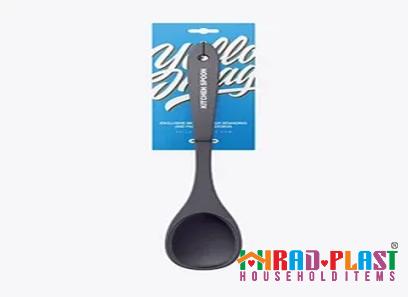 plastic kitchen spoon with complete explanations and familiarization